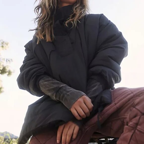 033 Free People Movement Faye Puffer Pullover Jacket NWOT Oversized Size XS - Picture 1 of 8